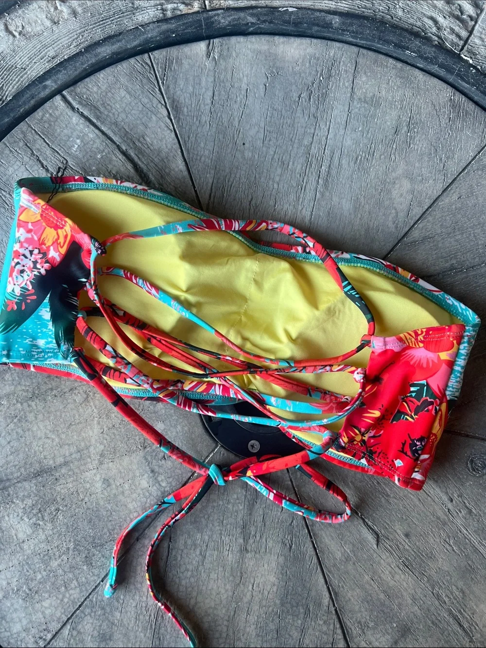 Floral Bandeau Swim Top - Turquoise & Red medium B37